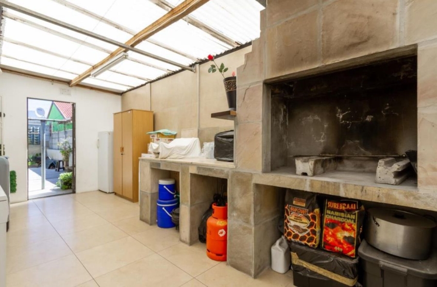 4 Bedroom Property for Sale in Belgravia Western Cape